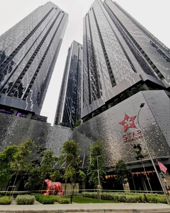 Star Holiday Sky Pool Klcc Kuala Lumpur Buitenkant foto