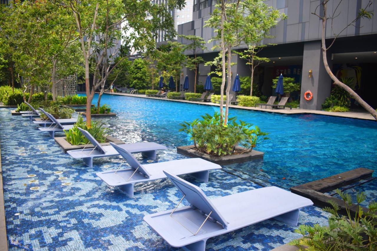 Star Holiday Sky Pool Klcc Kuala Lumpur Buitenkant foto