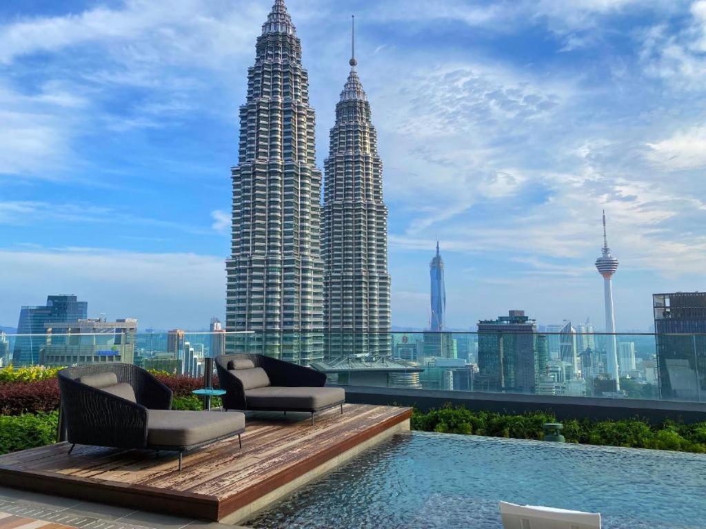 Star Holiday Sky Pool Klcc Kuala Lumpur Buitenkant foto