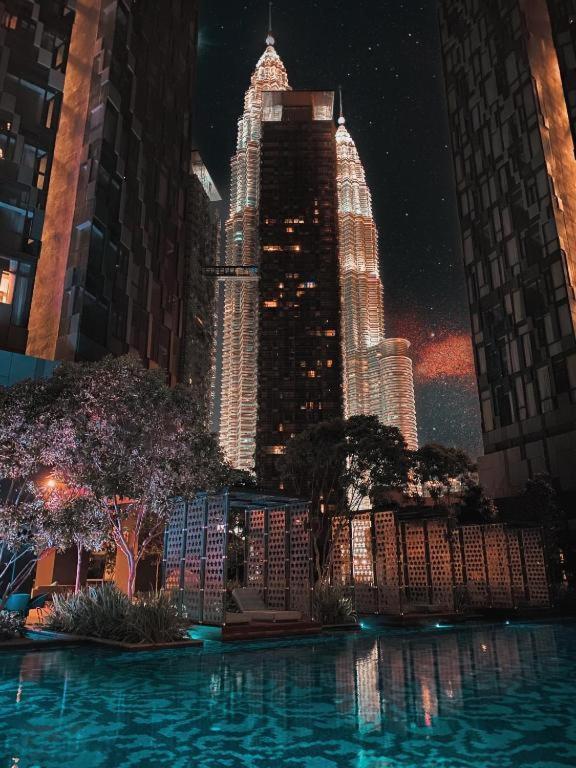 Star Holiday Sky Pool Klcc Kuala Lumpur Buitenkant foto