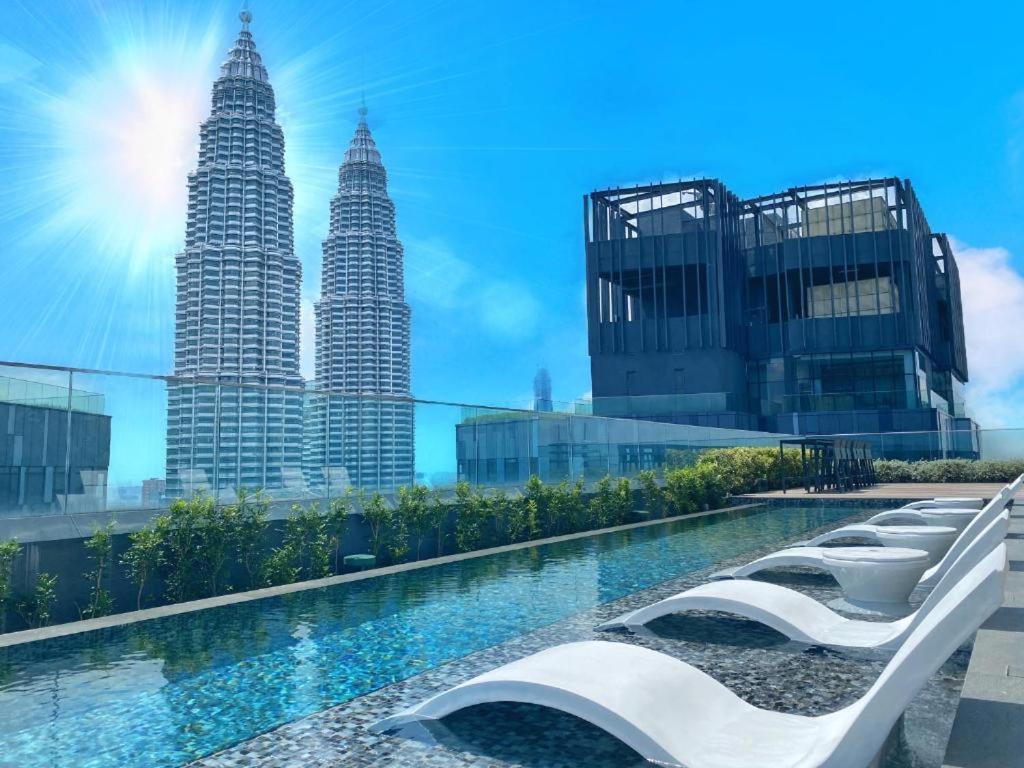 Star Holiday Sky Pool Klcc Kuala Lumpur Buitenkant foto