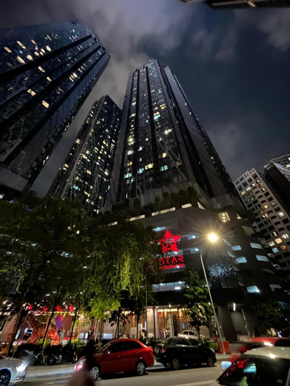 Star Holiday Sky Pool Klcc Kuala Lumpur Buitenkant foto
